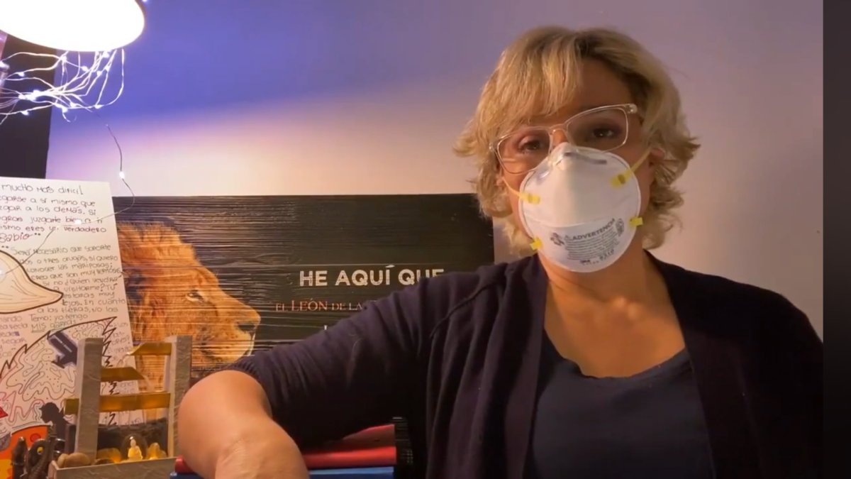 Viteri, durante un video en vivo emitido anoche, en sus redes sociales.