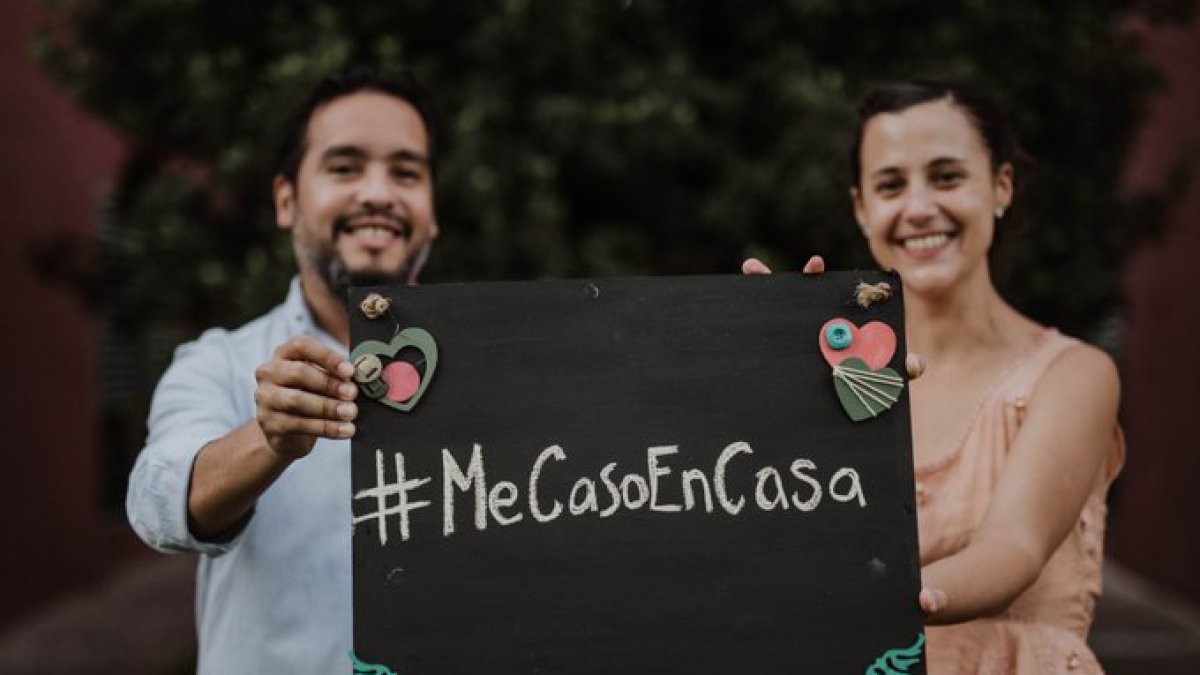 BUENOS AIRES. El anuncio previo del matrimonio de Diego Aspitia y Sofía Cuggino.