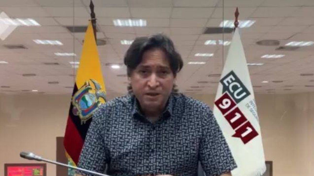 El presidente del Consejo de Gobierno de Galápagos, Norman Wray, informó sobre los primeros casos de coronavirus en las Islas Galápagos.