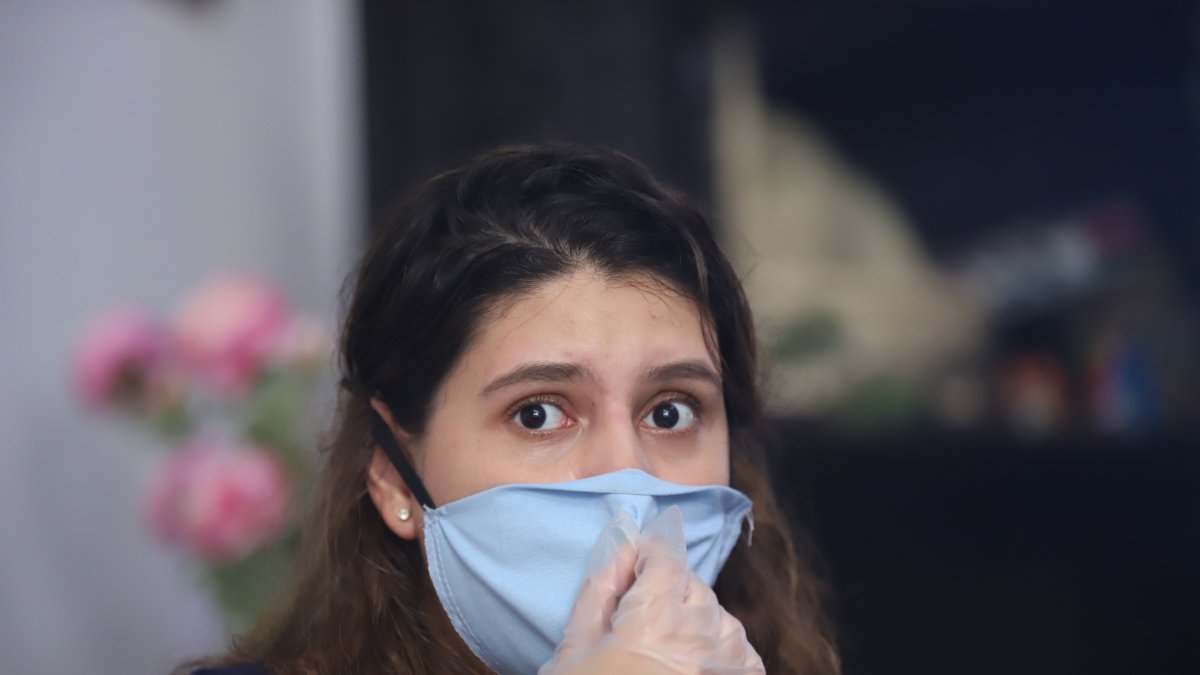 Niccole Vanoni cumple su cuarentena en un hotel de Urdesa.)