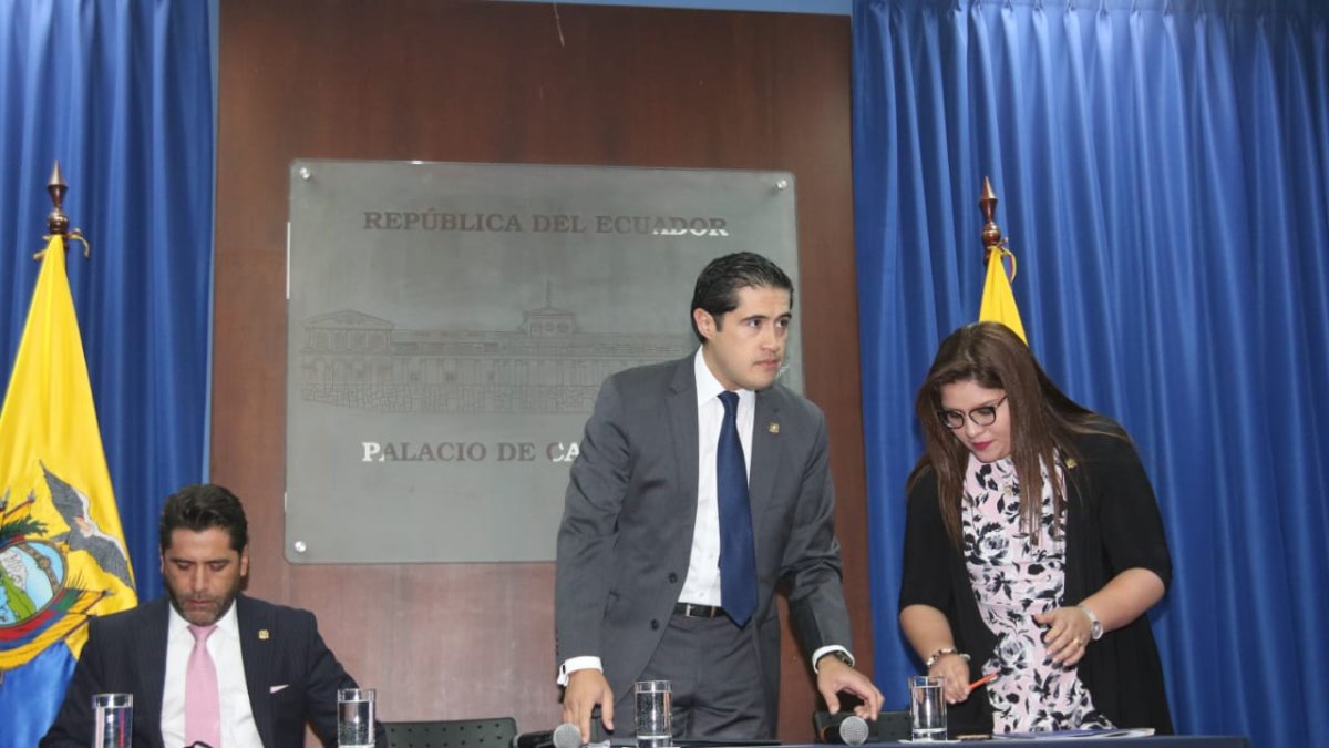 El ministro de Finanzas, Richard Martínez, dijo que se reunirá con acreedores de deuda en los próximos días.