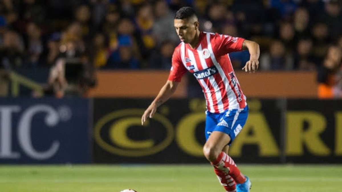 Fernando León, jugador ecuatoriano, no tuvo continuidad el año anterior con el Atlético San Luis.