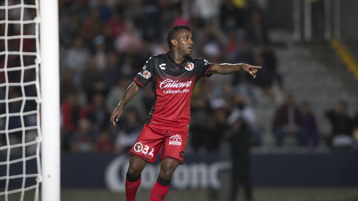 Miler Bolaños, al igual que el resto de la plantilla del Xolos, no pueden ir a Estados Unidos.