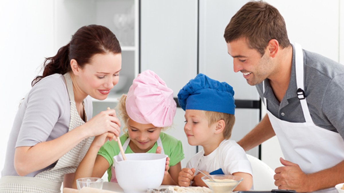 Iniciativa. Determine horarios para realizar actividades donde participe toda la familia y aproveche todos los espacios de la casa.