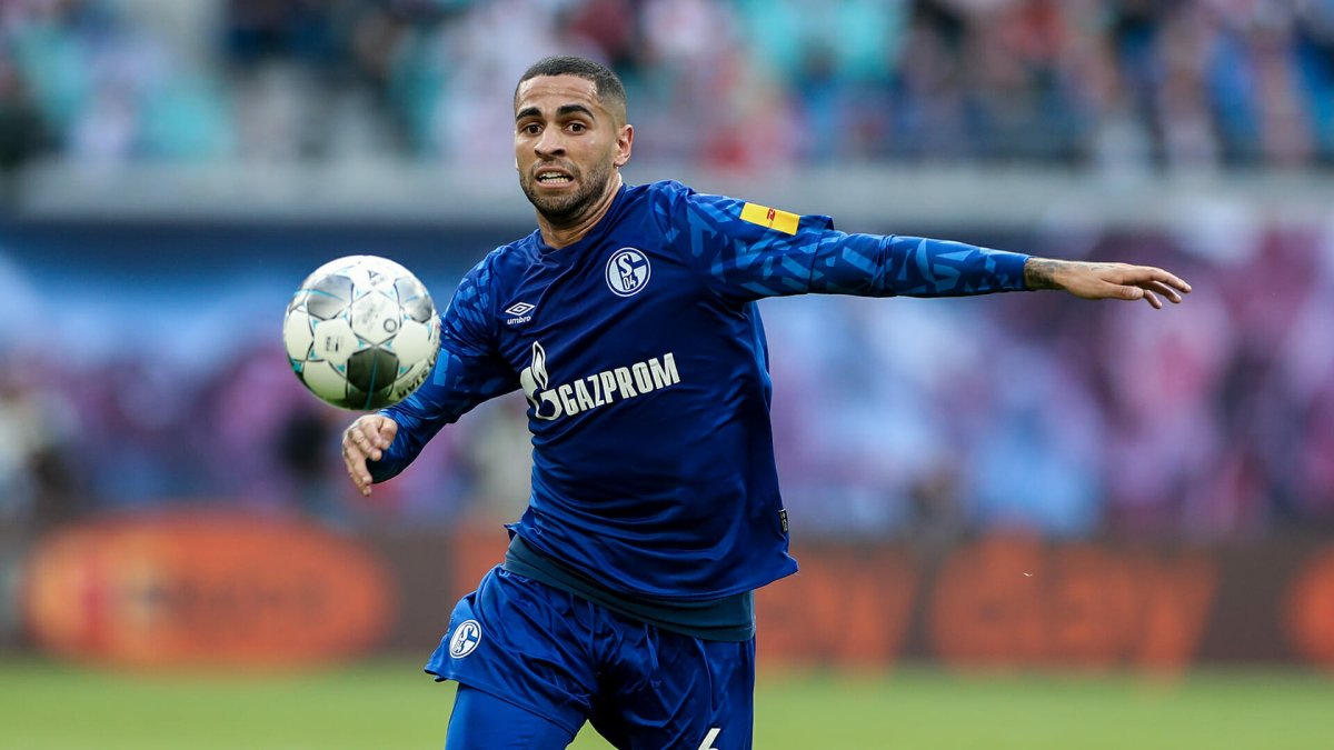 El futbolista español, Omar Mascarell, está de acuerdo con ayudar a los clubes en esta compleja etapa.