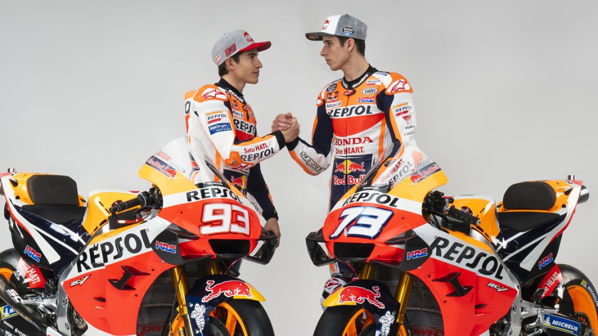 Marc (i) y Alex disputarán una carrera virtual con otros competidores del Mundial de MotoGP pero de forma virtual.