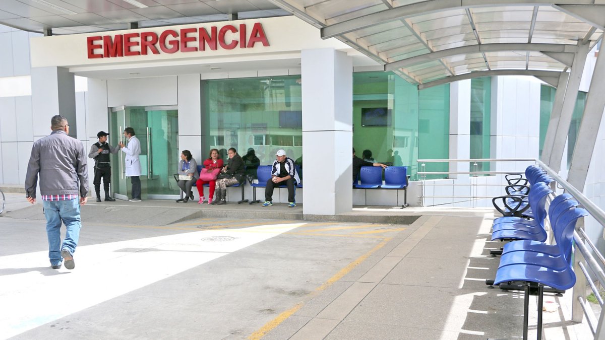 El número de casos positivos confirmados aumentó a 1.823 el sábado.