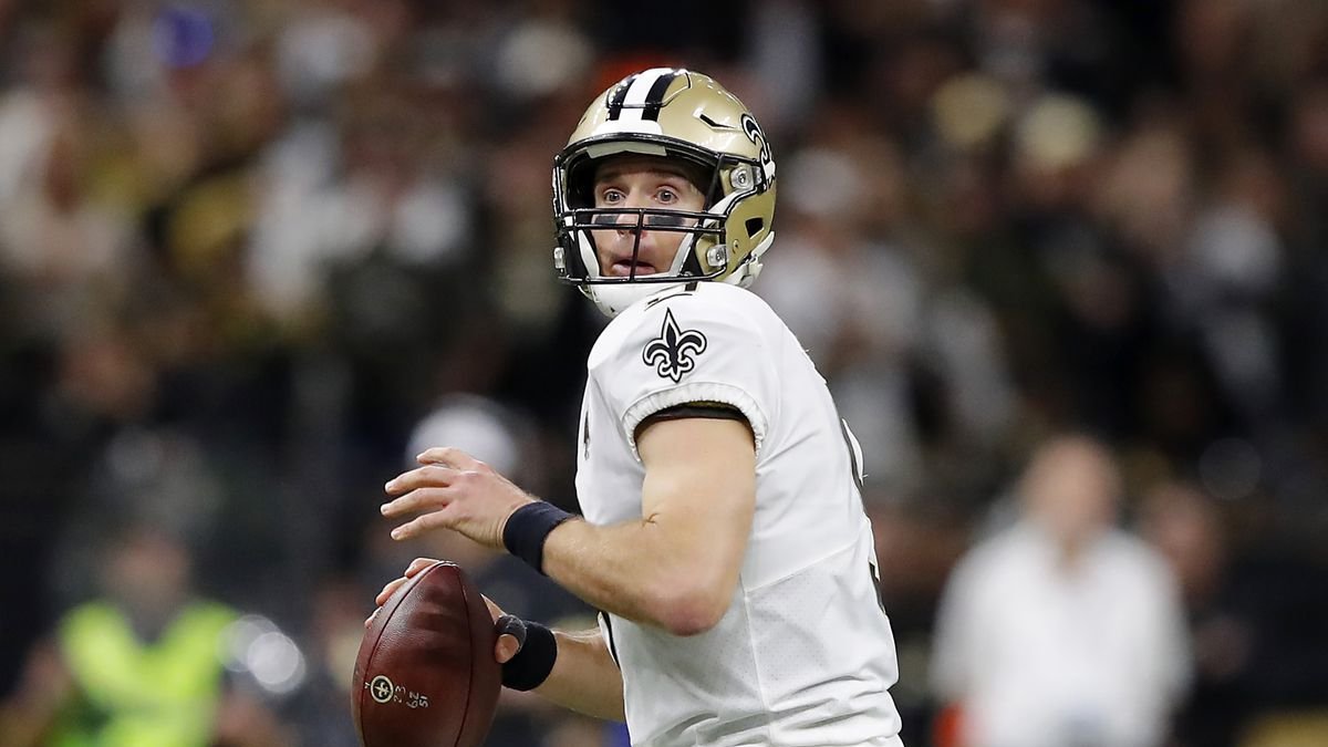 Drew Brees, jugador de los New Orleans Saints, de la NFL, con cinco millones de dólares es el que más dinero ha donado.