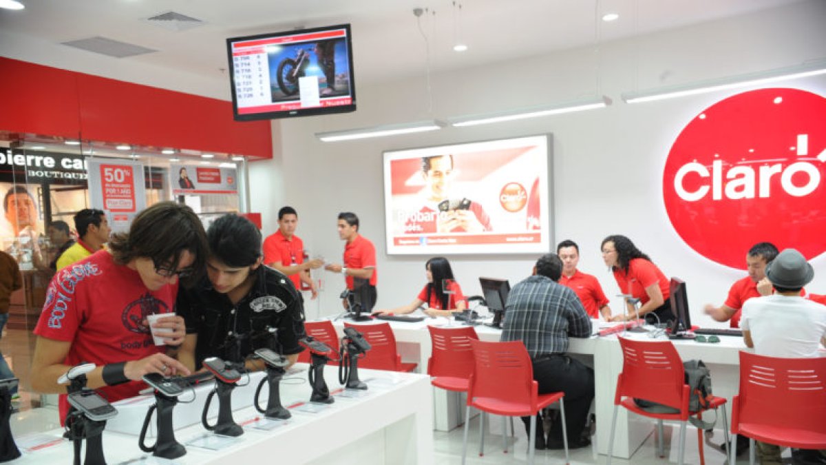 Los bancos y telefónicas también deben pagar ahora el 1,75 % de ingresos.