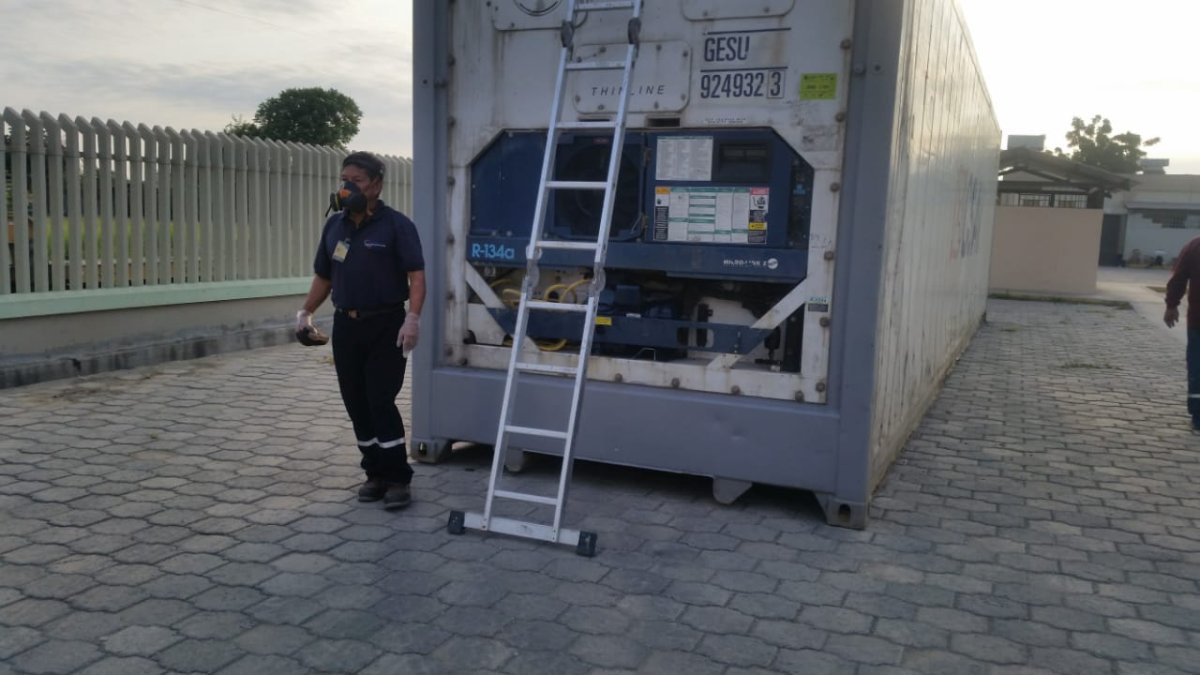 Santa Elena. Un frigorífico se instaló en el hospital Liborio Panchana.