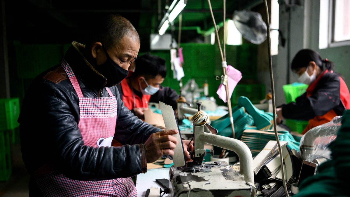 Los esfuerzos por contrarrestar al COVID-19 no cesan. 

 CHINA-HEALTH-VIRUS