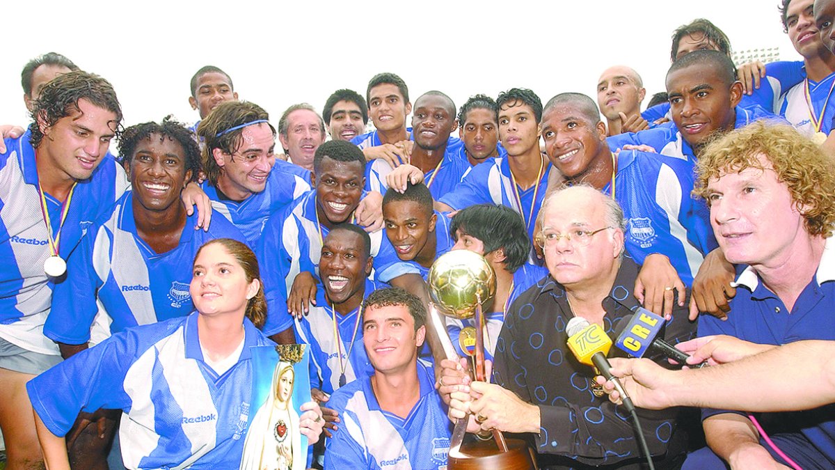 Juan Triviño fue parte del segundo bicampeonato de Emelec, con Omar Quintana como directivo.