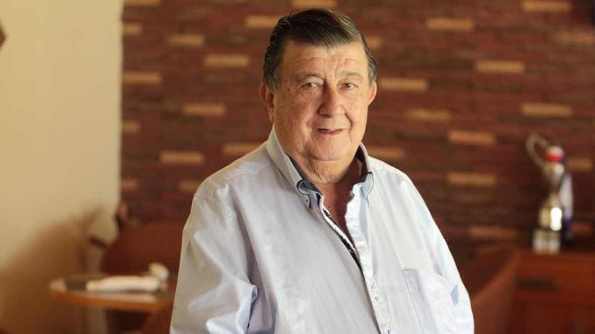 Carlos González-Artigas, exitoso empresario falleció con sospecha de covid-19.