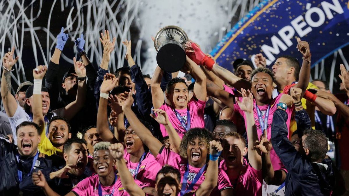 Independiente del Valle, campeón de la Copa Sudamericana, aportó con 50.000 dólares.