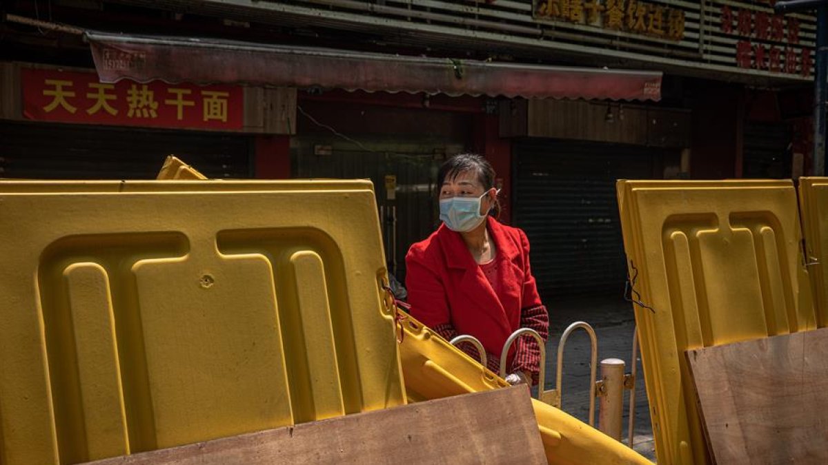 Para frenar su propagación, China decretó a finales de enero el confinamiento drástico.