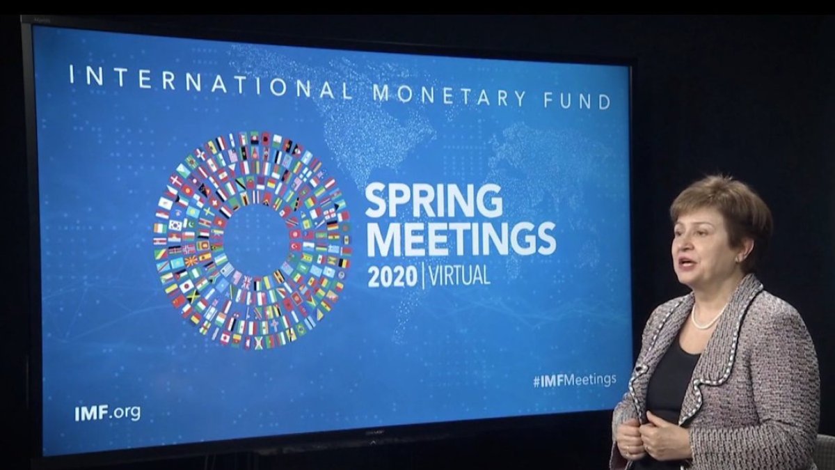 La directora del FMI, Kristalina Georgieva, dio un balance preliminar de la situación económica mundial.
