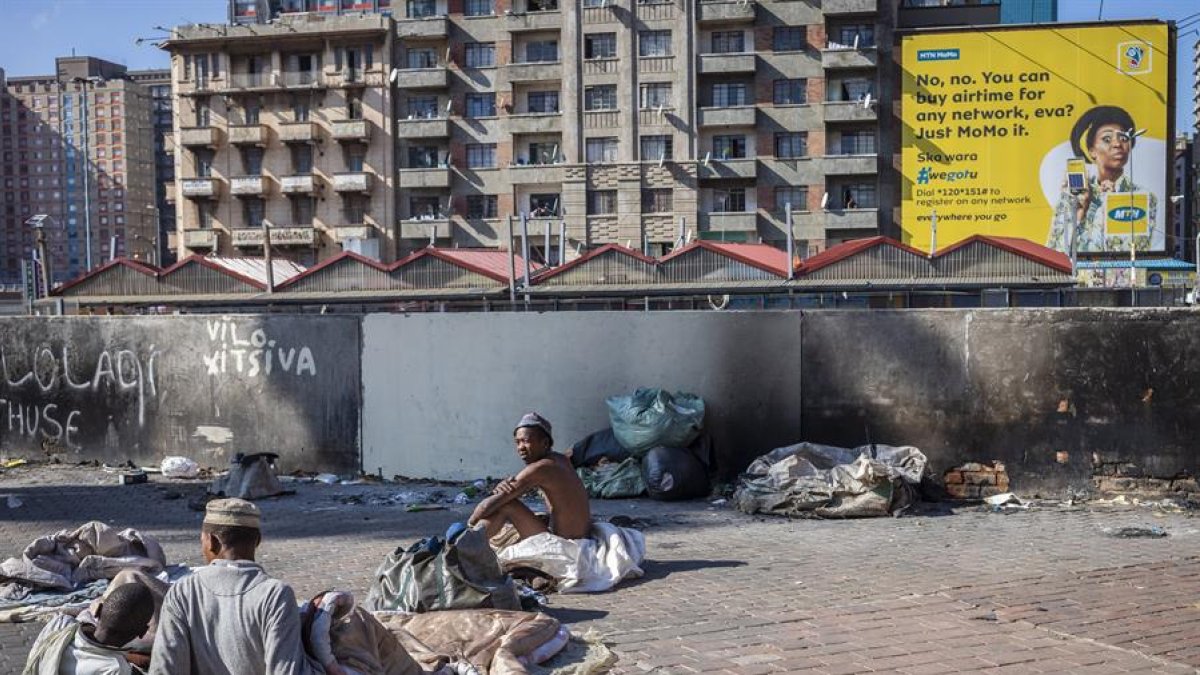 El Banco Mundial prevé la primera recesión en 25 años en África a causa de la pandemia.