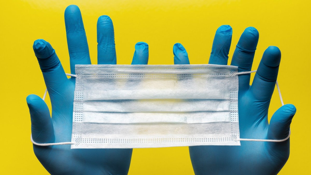 Previo a la emergencia sanitaria actual, el mundo ya enfrentó dos tipos de coronavirus en 2002 y 2012.