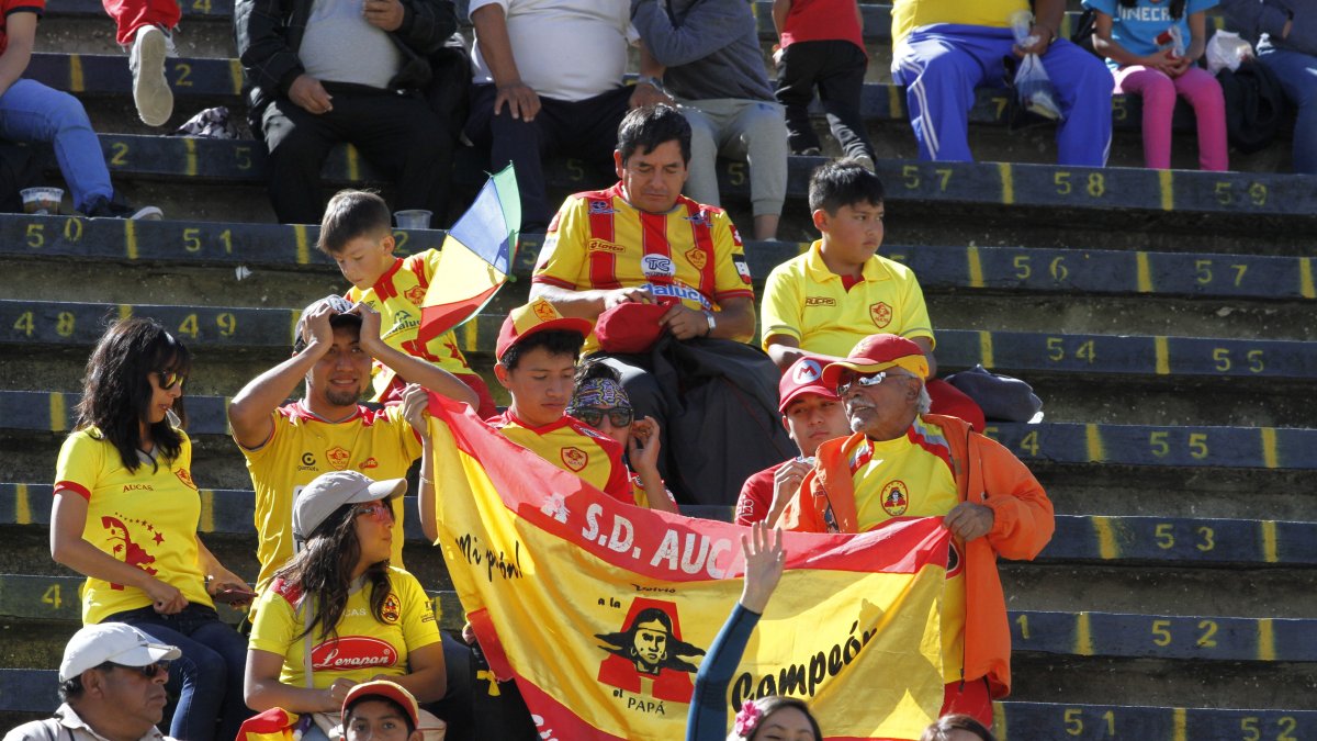 La hinchada de Aucas podrá ganar premios en los canales oficiales del equipo.