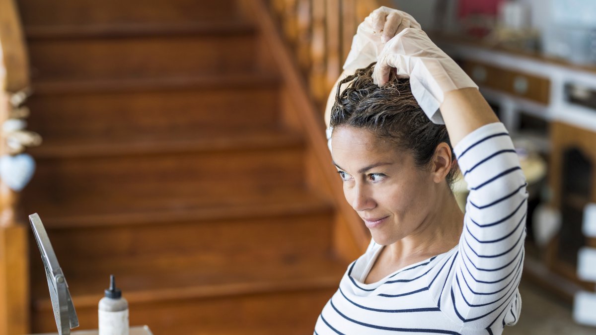 Tips para retoque de color en cabellos tinturados.