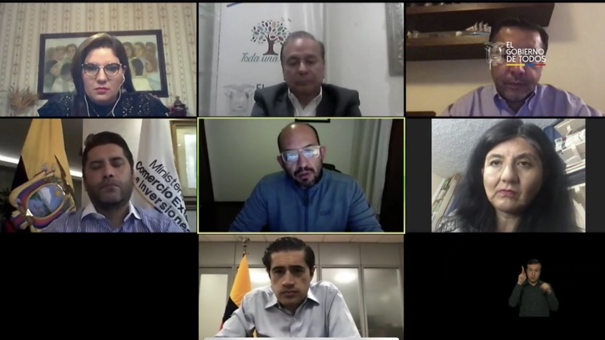 Ayer, autoridades del frente económico del Gobierno explicaron los alcances de las medidas económicas.