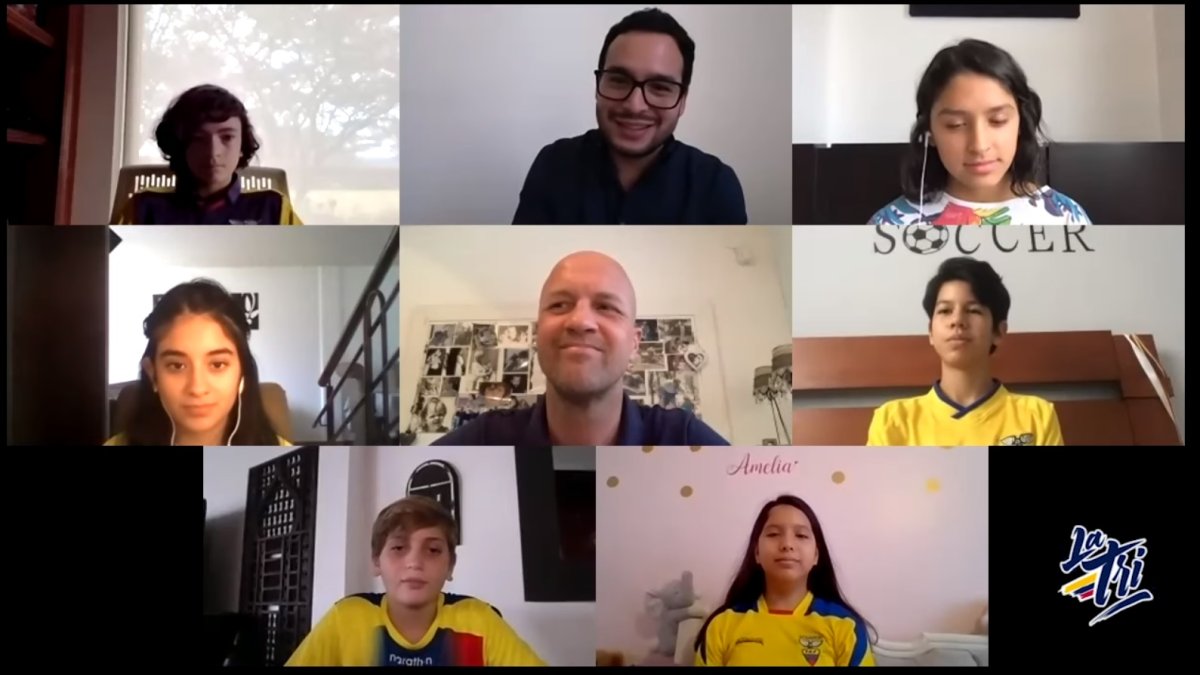 Seis menores fueron los entrevistadores virtuales de Jordi Cruyff, seleccionador de Ecuador.