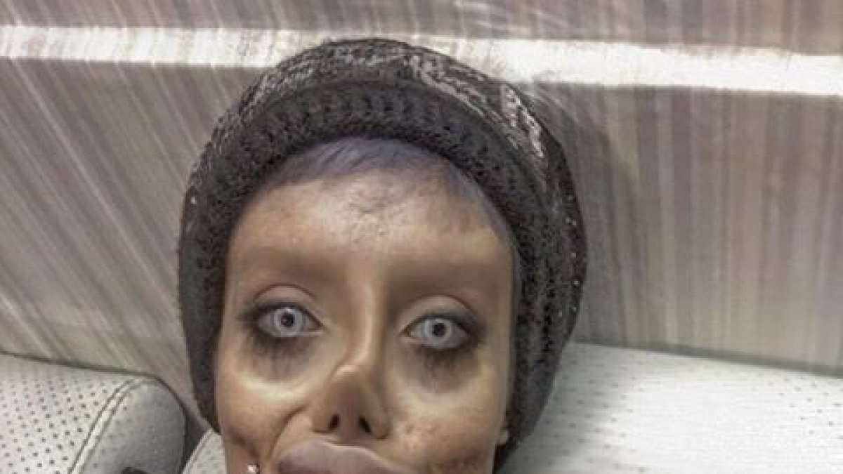 Sahar Tabar admitió en una entrevista que si no fuera famosa, estaría en un lugar mejor.