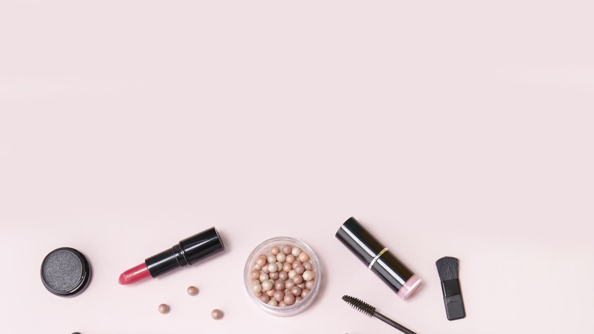 Debes lavar las brochas al menos una vez a la semana.