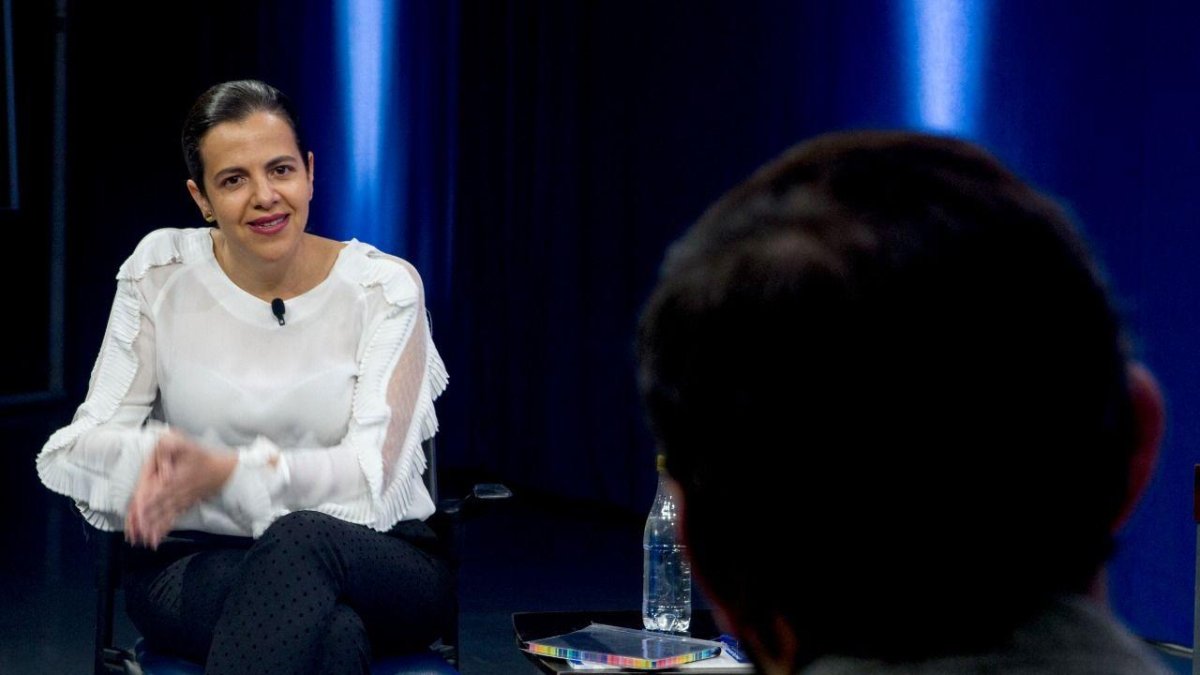 La ministra Romo evaluó el primer mes de aislamiento