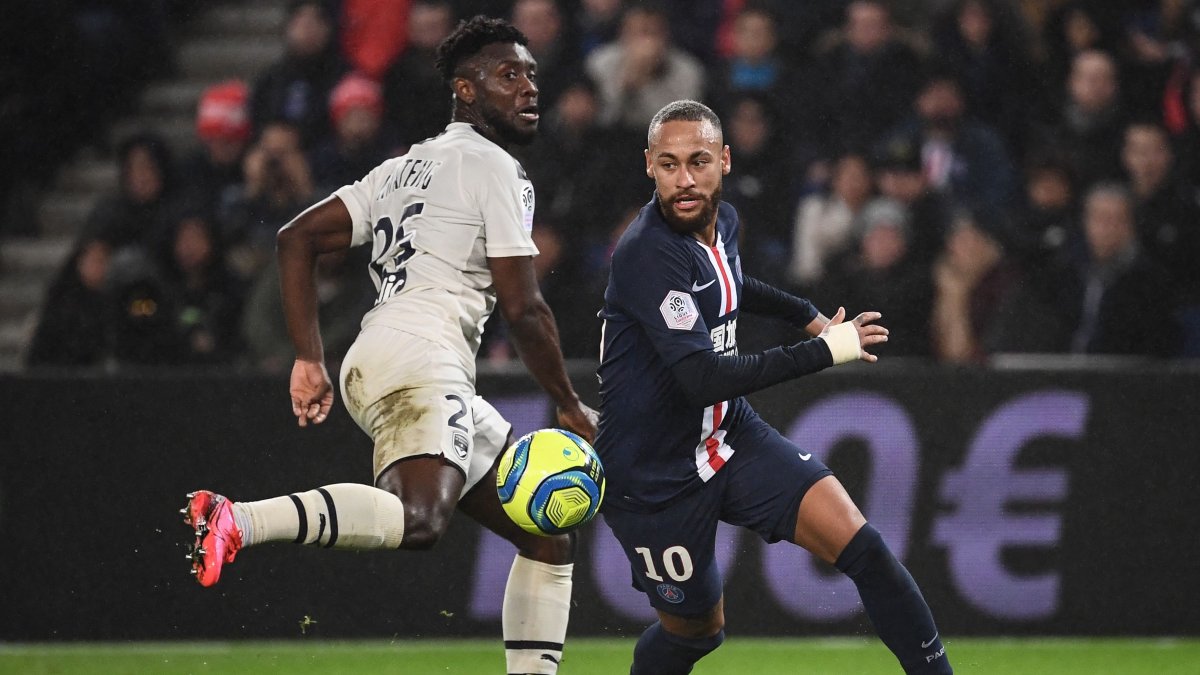 Los jugadores que militan en los clubes galos piden que el torneo siga suspendido mientras dure la pandemia.