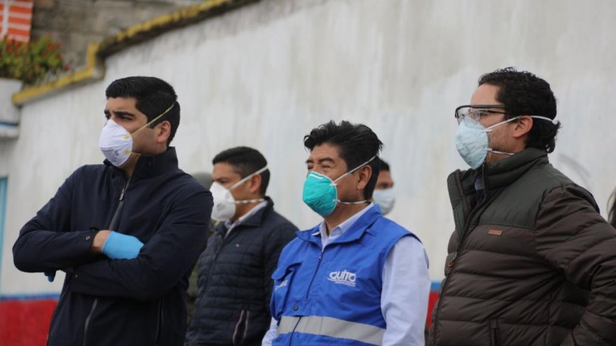 Los dos funcionarios tienen una aprobación alta, según Cedatos