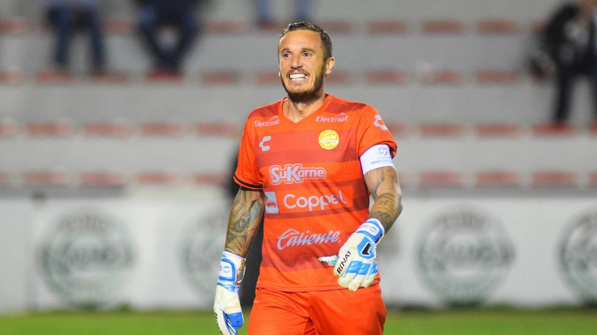 Cristian Campestrini dijo por Diego Maradona estuvo seis meses sin club.