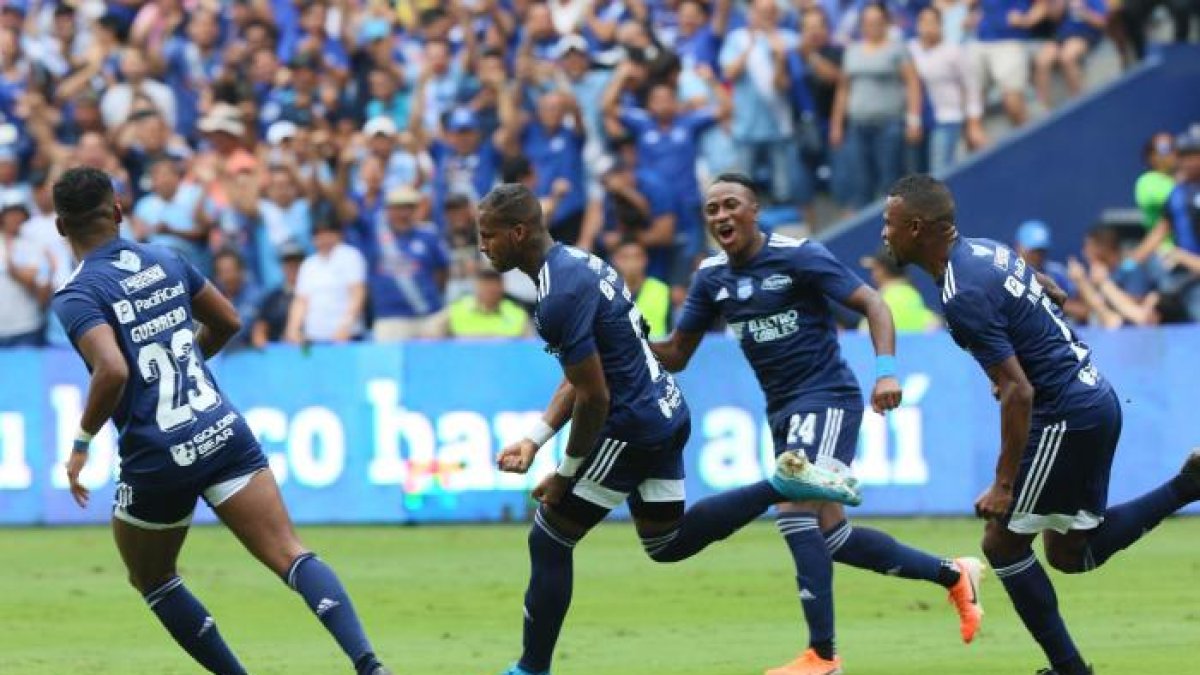 Emelec  no cobrará mensualidad a sus socios por 10 meses este año.