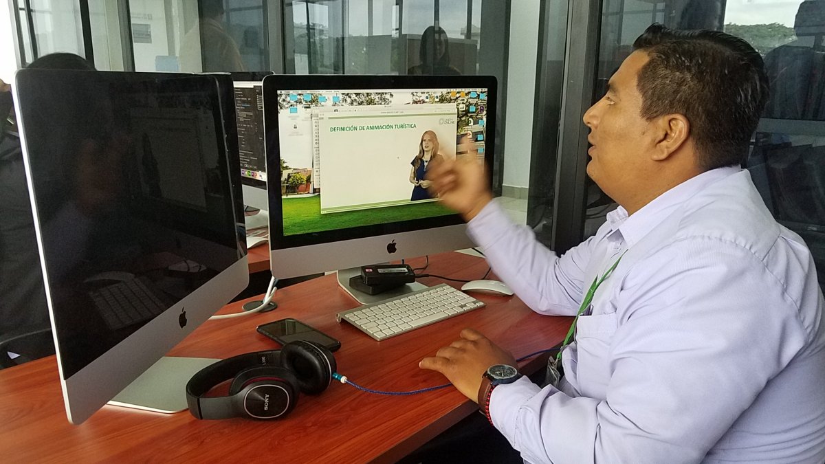 En la Unemi, la modalidad virtual incluye la producción de los contenidos digitales.