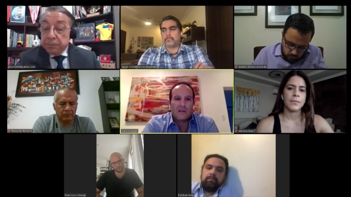 Francisco Egas afirmó que se mantiene como presidente de la Ecuafútbol y que lo actuado por seis volcales del directorio es ilegal.