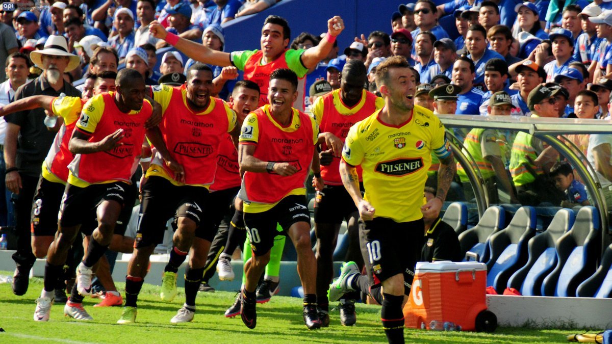 El volante Damián Díaz marcó el gol del triunfo con el que Barcelona se impuso ante Emelec, de visita, el 26 de octubre de 2016.