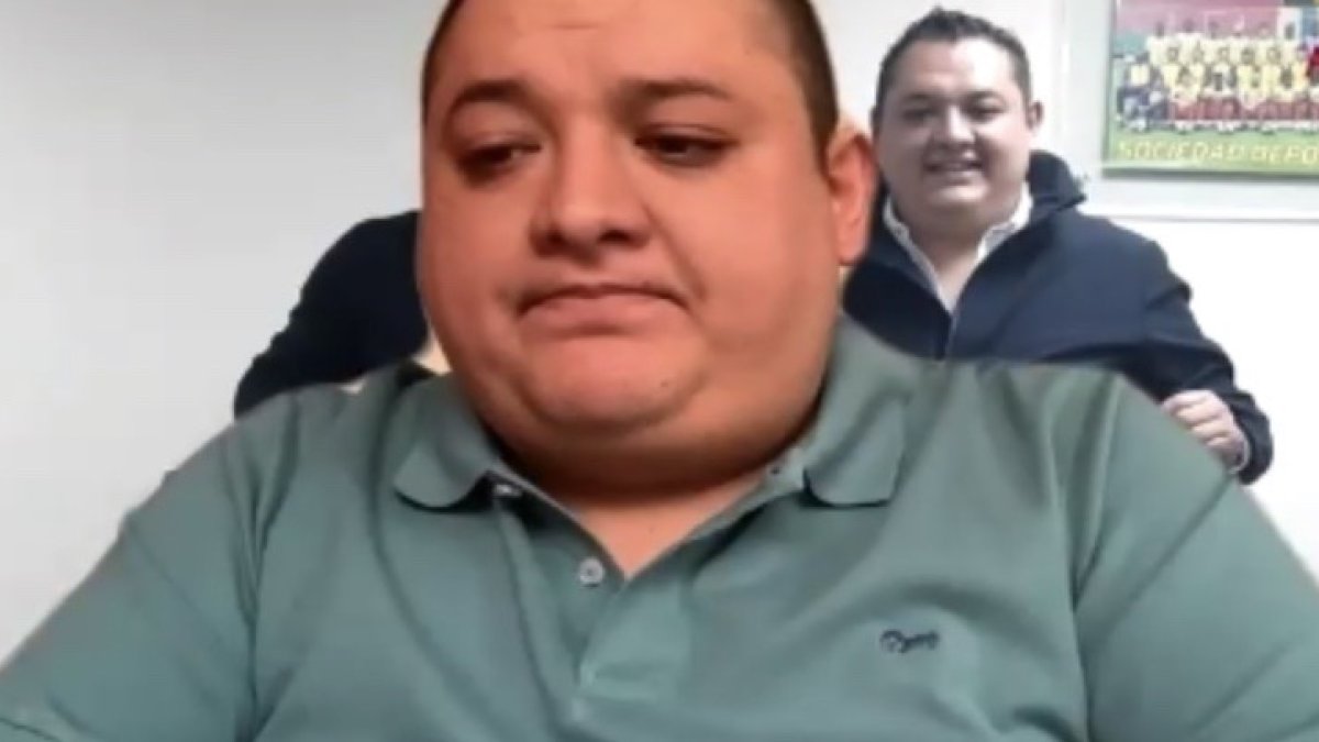 Andrés Báez, gerente de Aucas, formó parte de la rueda de prensa del club.