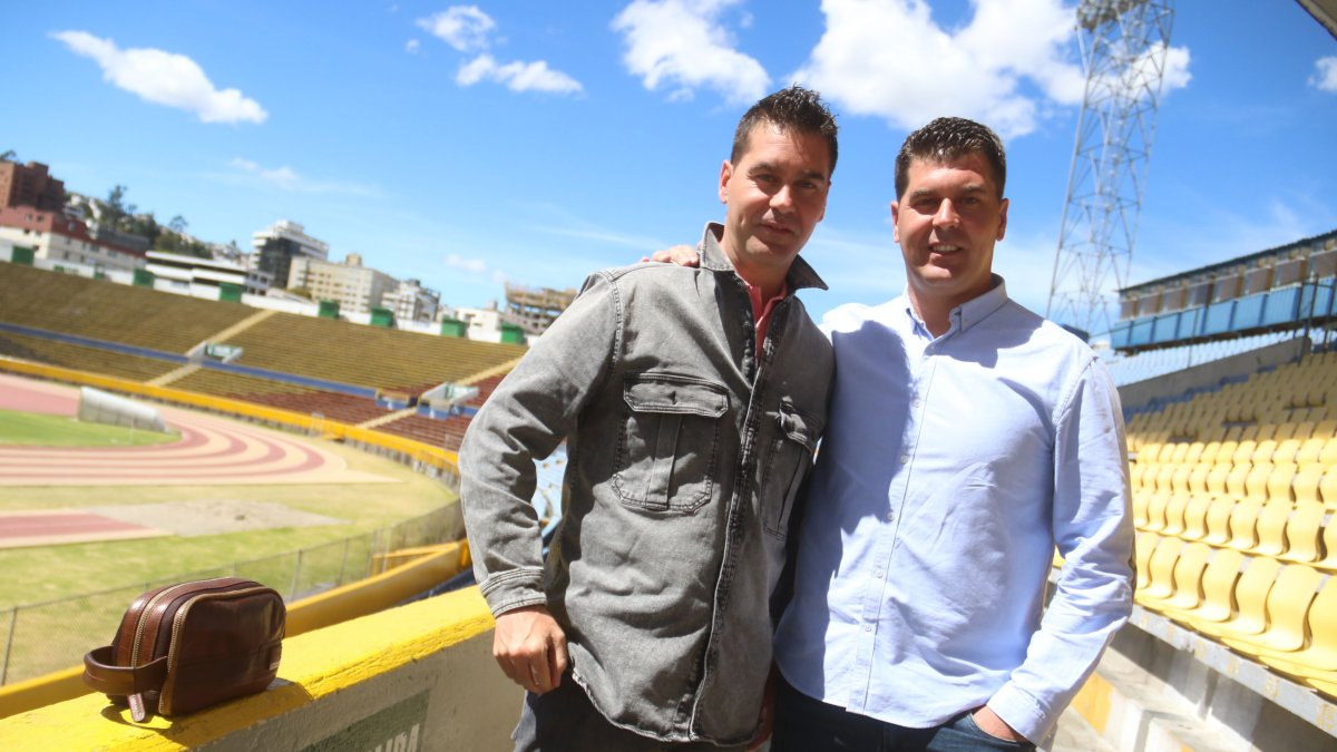 Juan e Ismael Rescalvo, los hermanos que están juntos en el objetivo de lograr sitios estelares con Emelec.