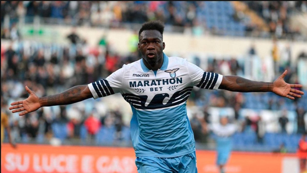 Felipe Caicedo afirmó que han formado un gran grupo en la Lazio y que el objetivo final es el Scudetto.