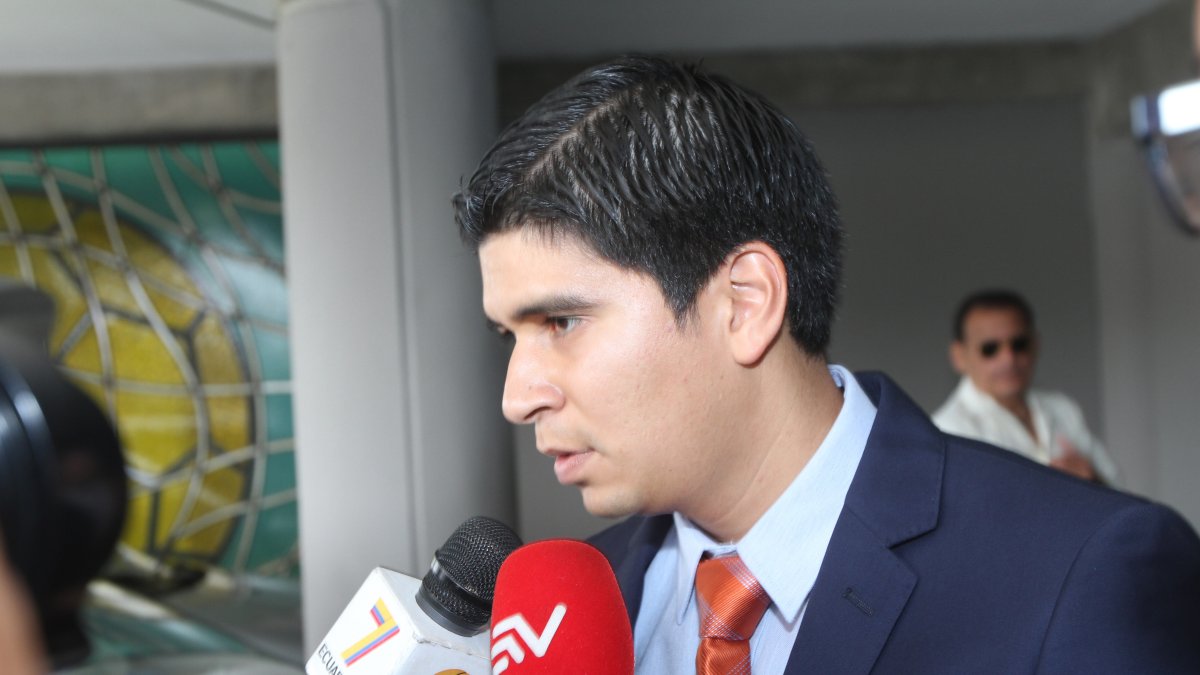 Jaime Estrada, presidente de la Ecuafútbol tras las reestructuración del directorio, afirmó que el Congreso Extraordinario sigue en pie.