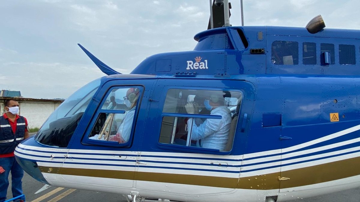 Acto. La bendición estuvo a cargo del monseñor Giovanny Piccioli, obispo auxiliar de Guayaquil.