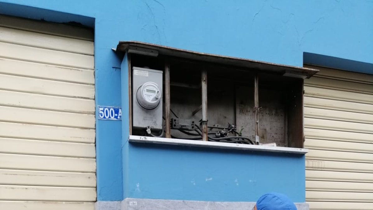 Personal realiza toma de lectura de medidores en varios sectores.