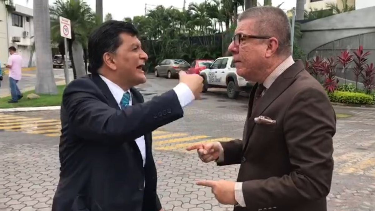 Washington Sánchez (i) y Vito Muñoz, dos de los conductores de Copa que hicieron la célebre Guillotina.