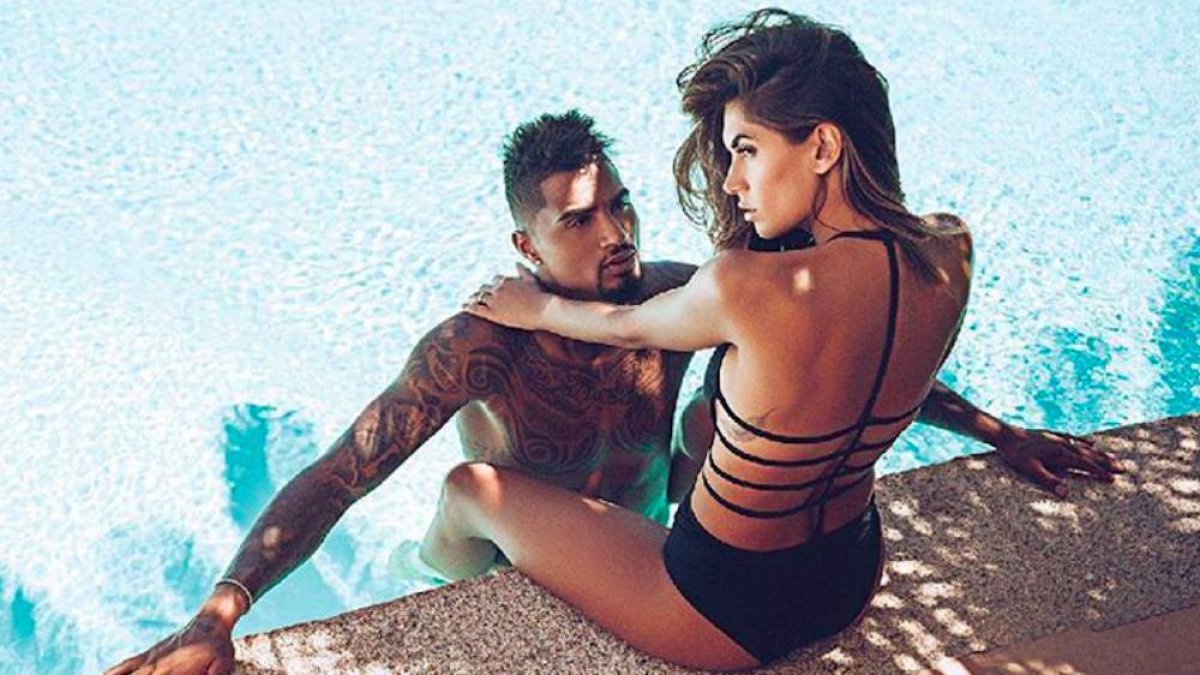 Melissa Satta, en una sesión fotográfica con su esposo Kevin Prince Boateng.