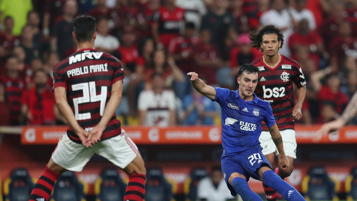 El volante uruguayo llegó en junio de 2018 a Emelec. Los primeros seis meses fue titular inamovible, pero luego perdió espacio.