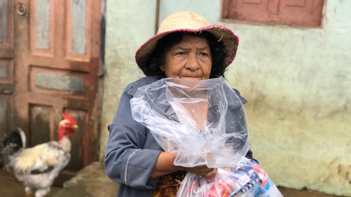 Los kits de alimentos están dirigidos, especialmente, para personas de grupos vulnerables.