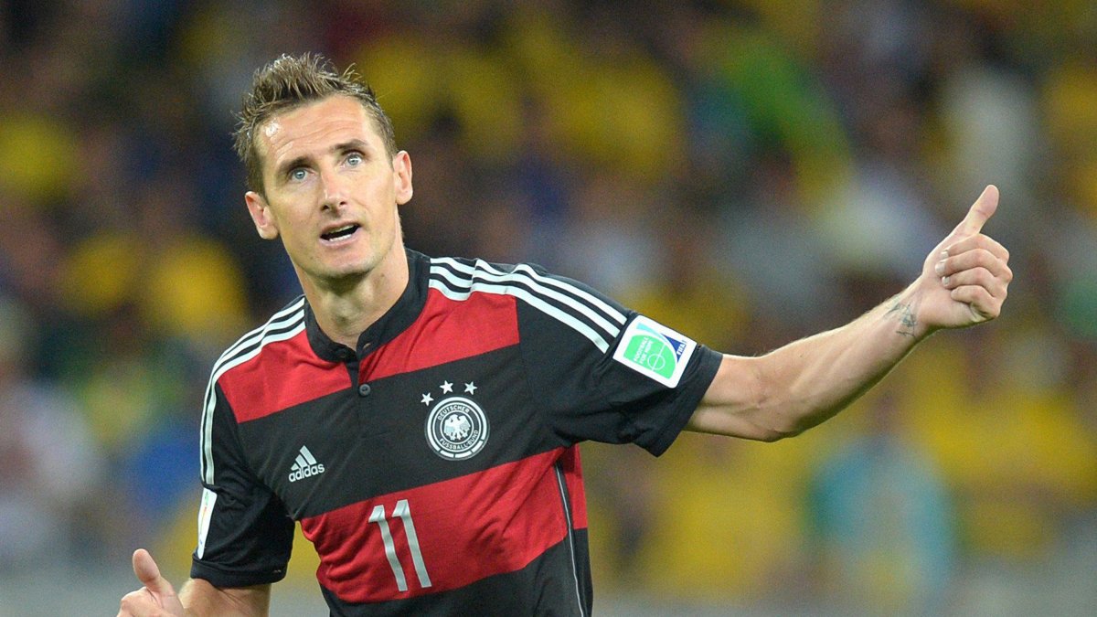 Klose, mundialista con la selección de Alemania, se desempeñaba como entrenador en la cantera del Bayern, ahora pasa a asistente del timonel del equipo de mayores.