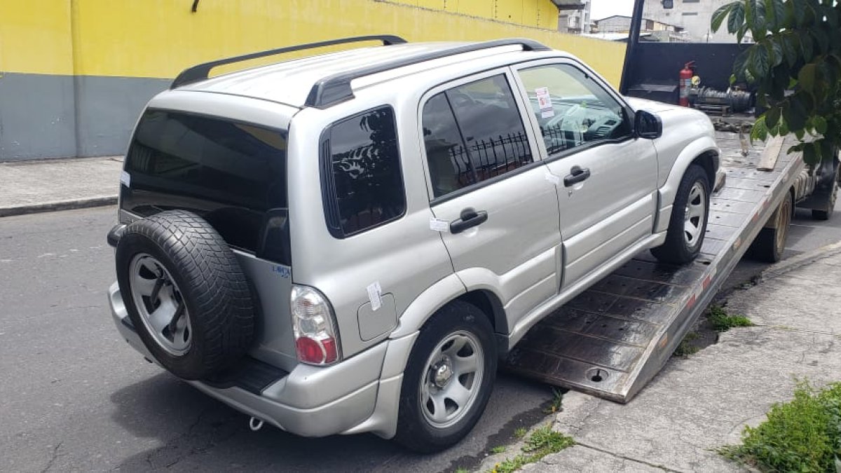 En Quito se retuvo autos que incumplen con las normas de movilidad