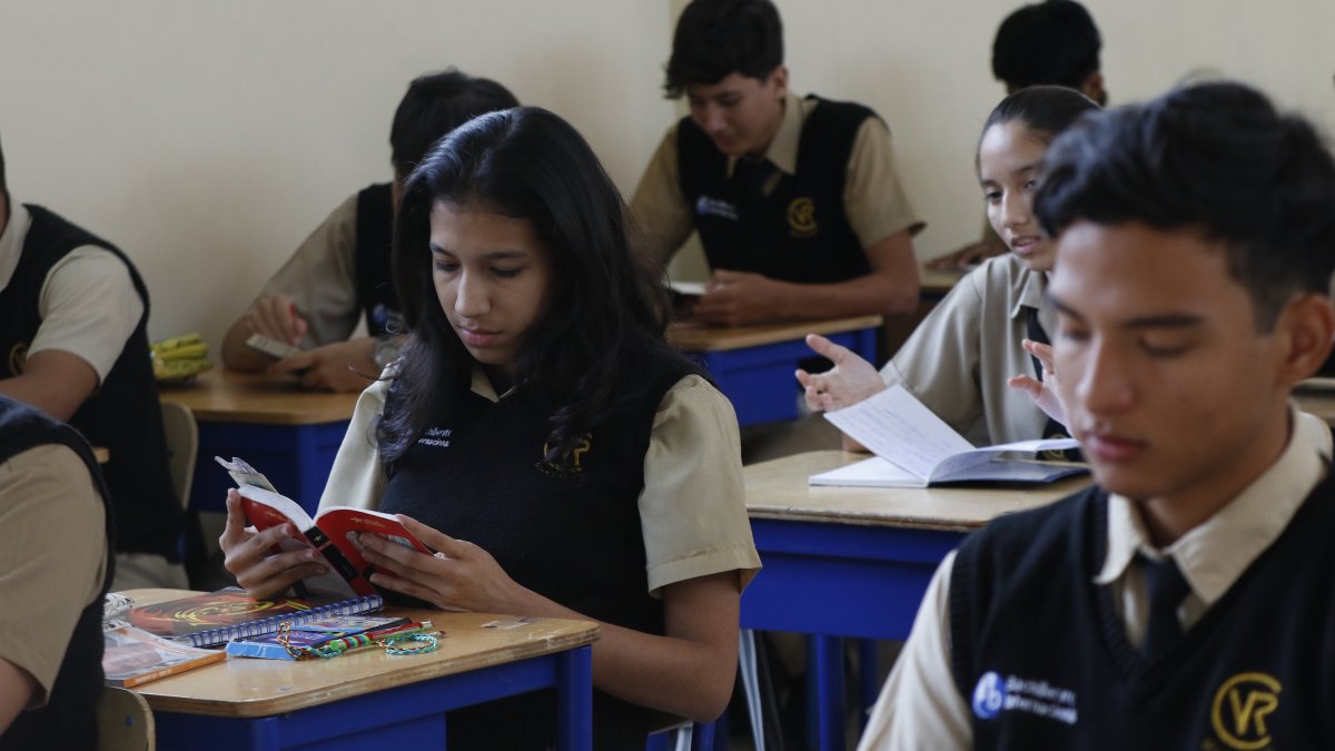 En los colegios fiscales, solo los estudiantes con una buena trayectoria académica y disciplinaria podían pertenecer al BI.