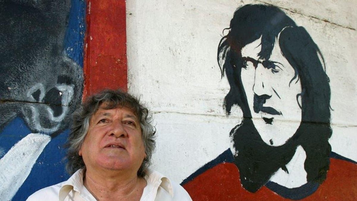 El futbolista argentino reunía todas la cualidades para ser una estrella del deporte, pero prefirió no serlo.